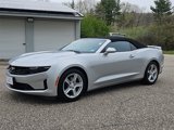 Used 2019 Chevrolet Camaro LT image 3