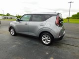Used 2024 Kia Soul LX w/ Option Group 015 image 5