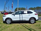 Used 2022 Ford Edge SEL image 3