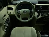 Used 2013 Toyota Sienna LE image 2