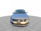 Used 2017 Volkswagen Passat 1.8T SE image 3