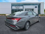 Used 2024 Hyundai Elantra SEL image 4