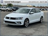 Used 2016 Volkswagen Jetta GLI SEL image 5