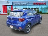 Used 2022 Hyundai Venue Limited image 2