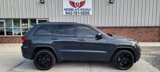 Used 2018 Jeep Grand Cherokee Laredo image 3