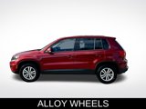Used 2012 Volkswagen Tiguan S image 3