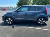 Used 2016 Kia Soul ! w/ Premium Package image 2