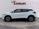 Used 2023 Nissan Kicks SV image 3