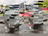 Used 2018 Buick Enclave Essence image 2