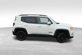 Used 2020 Jeep Renegade Altitude image 3