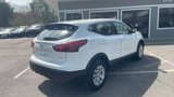 Used 2019 Nissan Rogue Sport S image 5