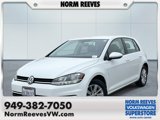 Used 2019 Volkswagen Golf S image 1