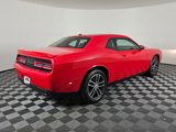 Used 2019 Dodge Challenger SXT image 4