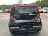 Used 2022 Kia Soul LX image 6