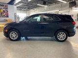 Used 2022 Chevrolet Equinox LS w/ LS Convenience Package image 4