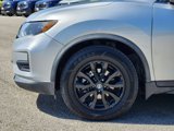Used 2018 Nissan Rogue SV image 5