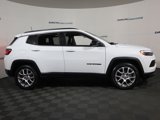 Used 2022 Jeep Compass Latitude w/ Sun and Sound Group image 4