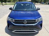 Used 2022 Volkswagen Taos S image 3