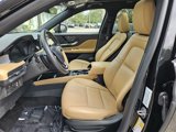 Used 2022 Lincoln Corsair Reserve image 3
