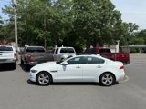 Used 2017 Jaguar XE image 5