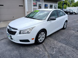 Used 2013 Chevrolet Cruze LS image 2