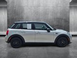 Used 2021 MINI Cooper 4-Door Hardtop image 4
