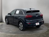 Used 2022 Kia Niro EX image 3