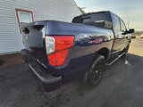 Used 2018 Nissan Titan SL image 5