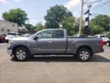 Used 2017 Nissan Titan SV image 3