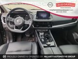 Used 2022 Nissan Rogue SV w/ SV Premium Package image 3
