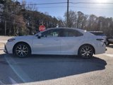 Used 2023 Toyota Camry SE image 3