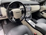 Used 2020 Land Rover Range Rover HSE image 4