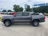Used 2017 Toyota Tacoma SR5 image 3