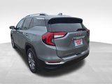 Used 2024 GMC Terrain SLT image 3