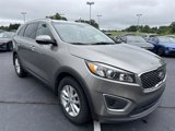 Used 2018 Kia Sorento LX image 3
