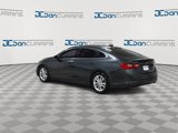 Used 2017 Chevrolet Malibu LT image 6