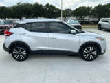 Used 2020 Nissan Kicks SV image 4