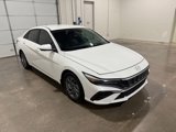 Used 2024 Hyundai Elantra SEL image 3