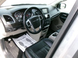 Used 2013 Chrysler Town & Country Touring-L w/ Trailer Tow Group image 5