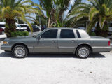 Used 1997 Lincoln Town Car Executive image 3