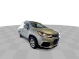 Used 2021 Chevrolet Trax LT w/ LT Convenience Package image 2