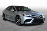 Used 2021 Toyota Camry SE image 2