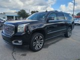 Used 2020 GMC Yukon XL Denali w/ Denali Premium Package image 2