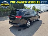 Used 2017 Chrysler Pacifica Touring-L Plus image 3