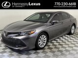 Used 2018 Toyota Camry LE image 2