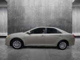 Used 2013 Toyota Camry LE image 2