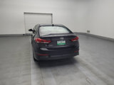 Used 2017 Hyundai Elantra SE image 6