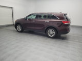 Used 2017 Kia Sorento LX w/ LX Convenience Package image 3