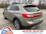 Used 2016 Lincoln MKX Reserve w/ Climate Package image 3
