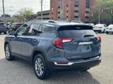 Used 2024 GMC Terrain SLT w/ Infotainment Package II image 3